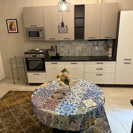 Dal Console - Piazza Bellini - Νάπολη