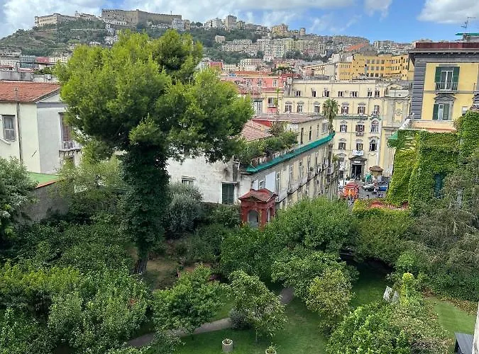 Appartamento Dal Console - Piazza Bellini - *